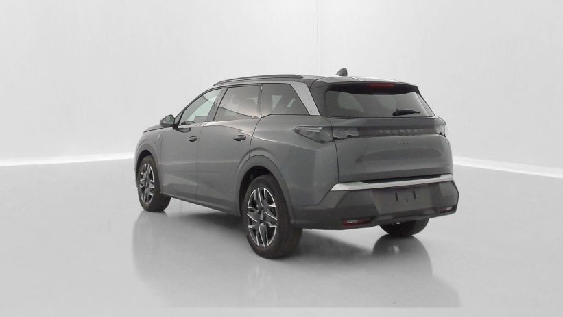 Aperçu du véhicule : III 1.2 Hybrid 145ch GT e-DCS6
