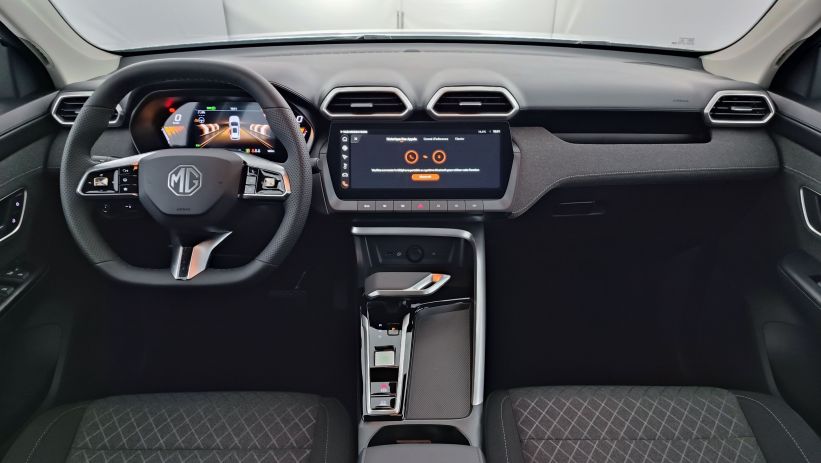 Aperçu du véhicule : 1.5 Hybrid+ 197ch Comfort