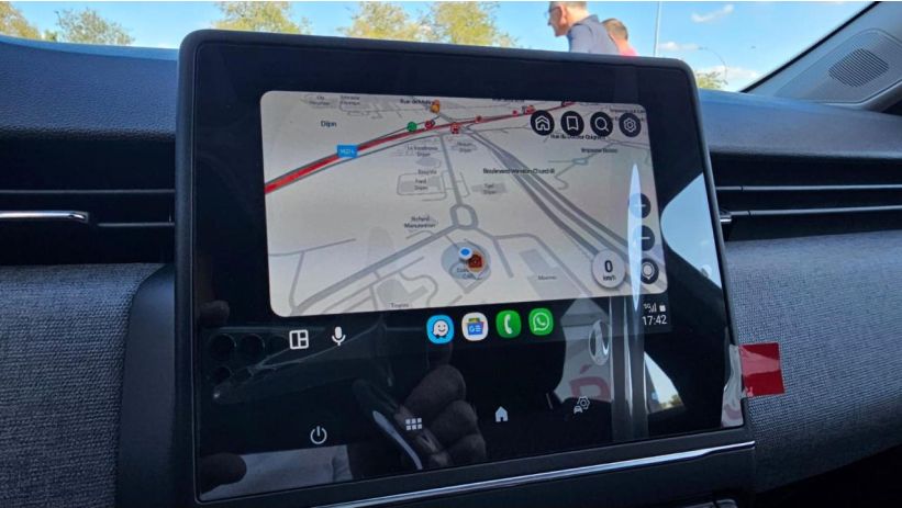 Aperçu du véhicule : EVOLUTION 1.0 TCE 90CV + CAMéRA DE RECUL + NEUF 0KM