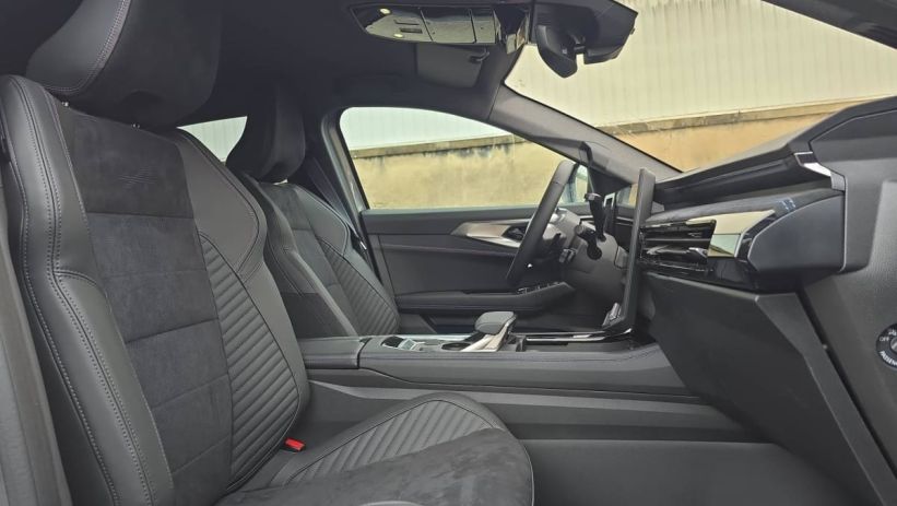 Aperçu du véhicule : E-Tech full hybrid 200ch esprit Alpine