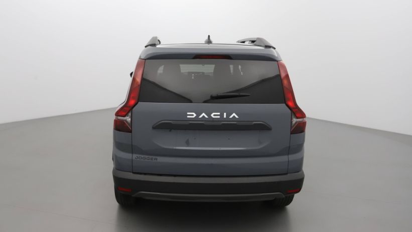 Aperçu du véhicule : 1.0 ECO-G 100CH EXPRESSION 7 PLACES -24