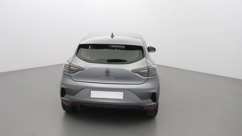 Aperçu du véhicule : 1.5 BLUE DCI 100CH EVOLUTION GSR2