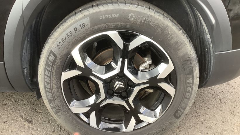 Aperçu du véhicule : C5 AIRCROSS Hybride 136 e-DCS6 Max