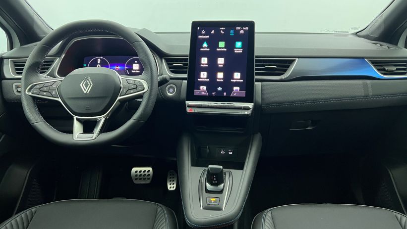 Aperçu du véhicule : E-Tech full hybrid 160 ch esprit Alpine Blanc Nacré avec 950€ d'équipements inclus