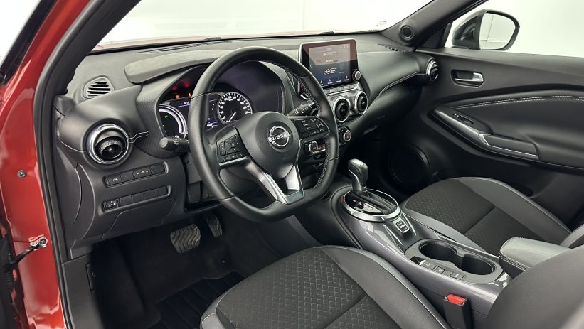 Aperçu du véhicule : 1.6 HYBRID 143ch N-Connecta