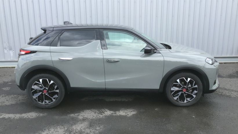 Aperçu du véhicule : DS 3 PureTech 130 EAT8 Performance Line+