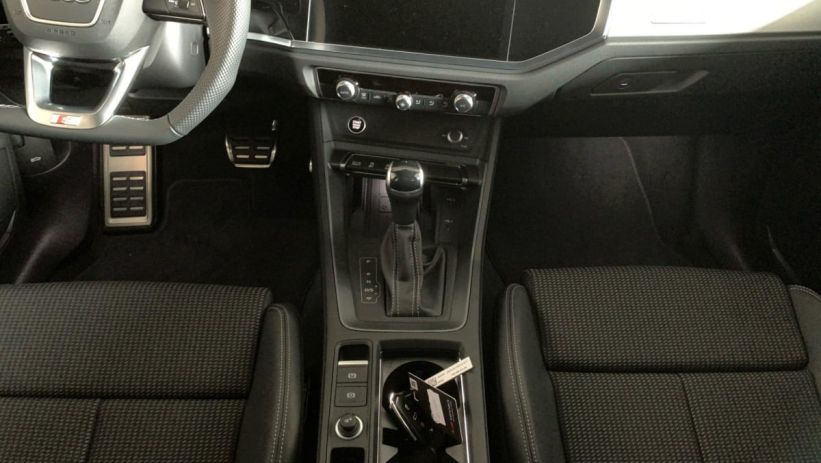 Aperçu du véhicule : 35 TDI 150 CH S TRONIC 7 S LINE