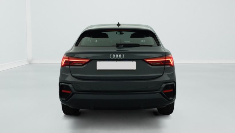 Aperçu du véhicule : 35 TFSI 150 ch S tronic 7 Business line