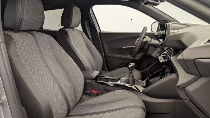 Aperçu du véhicule : 100 S S BVM6 Allure