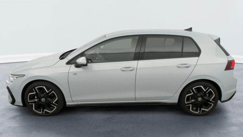 Aperçu du véhicule : 2.0 TDI 150 DSG7 R-LINE