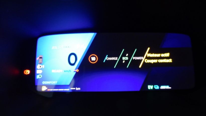 Aperçu du véhicule : 1.6 E-TECH FULL HYBRID 145CH ICONIC