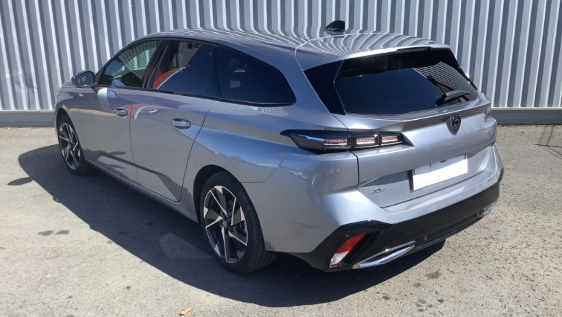 Aperçu du véhicule : 308 SW Hybrid 145 e-DCS6 Allure