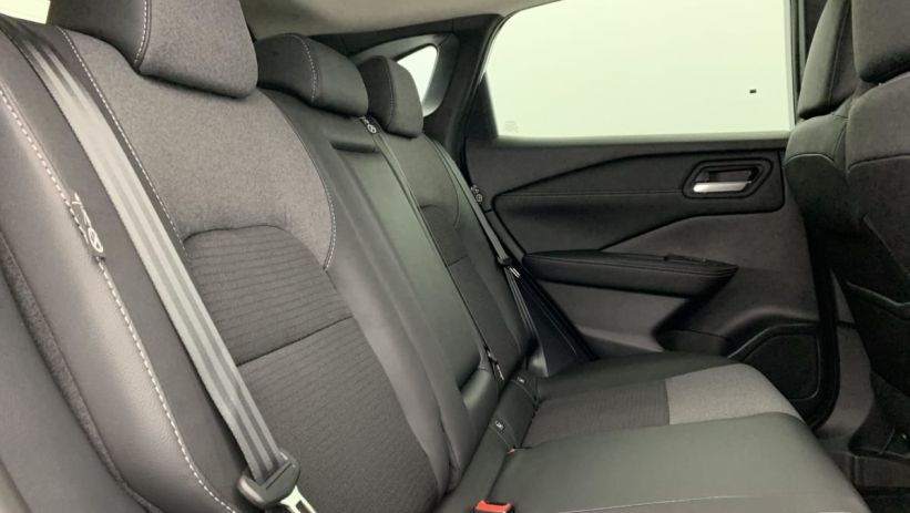 Aperçu du véhicule : MILD HYBRID 158 CH XTRONIC N-CONNECTA