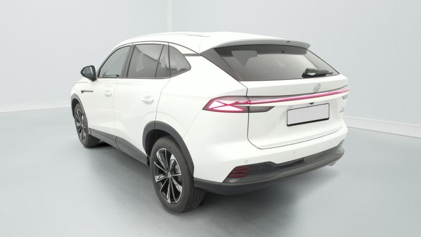Aperçu du véhicule : 1.5 Hybrid+ 224 ch Luxury