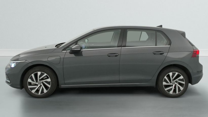 Aperçu du véhicule : 1.4 HYBRID RECHARGEABLE OPF 204 DSG6 STYLE