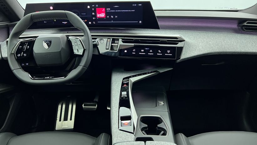 Aperçu du véhicule : Nouveau Hybrid 145 e-DCS6 GT Gris Titane avec 5350€ d'équipements inclus