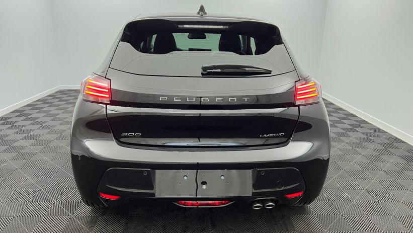 Aperçu du véhicule : Hybrid 145 e-DCS6 Allure Noir Perla Nera avec 950€ d'équipements inclus