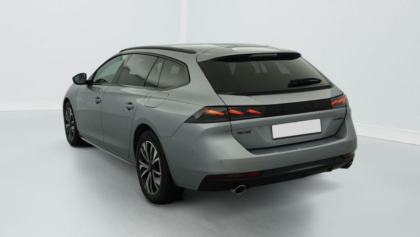 Aperçu du véhicule : Hybrid 180 e-EAT8 Allure