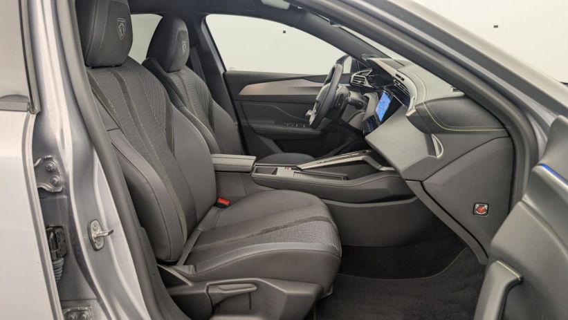 Aperçu du véhicule : PHEV 225 e-EAT8 GT