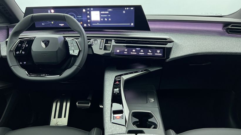 Aperçu du véhicule : Nouveau Hybrid 145 e-DCS6 GT Bleu Obsession avec 4150€ d'équipements inclus