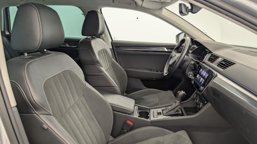 Aperçu du véhicule : 1.4 TSI PHEV 218 CH DSG6 STYLE
