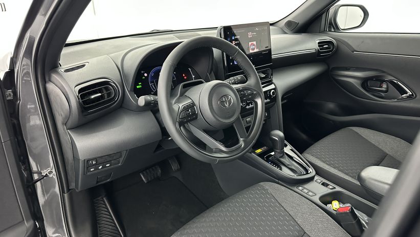 Aperçu du véhicule : 1.5 Hybride 130h Design e-CVT