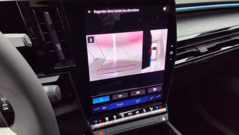 Aperçu du véhicule : 1.2 E-TECH FULL HYBRID 200CH TECHNO - 24