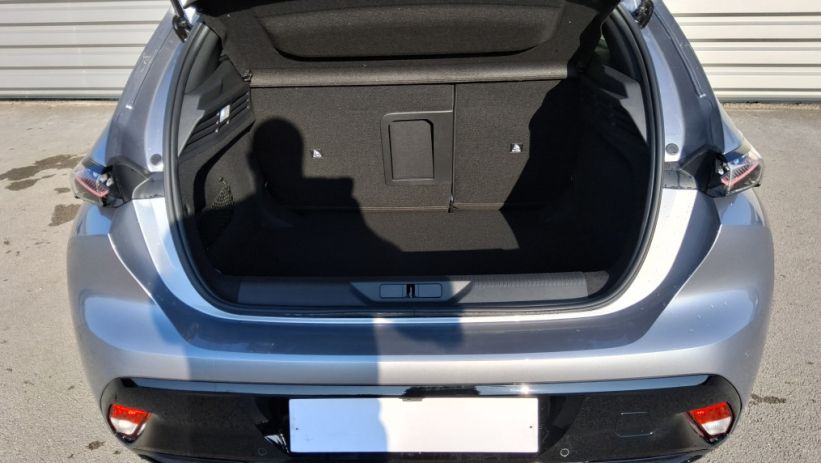 Aperçu du véhicule : 308 Hybrid 145 e-DCS6 GT