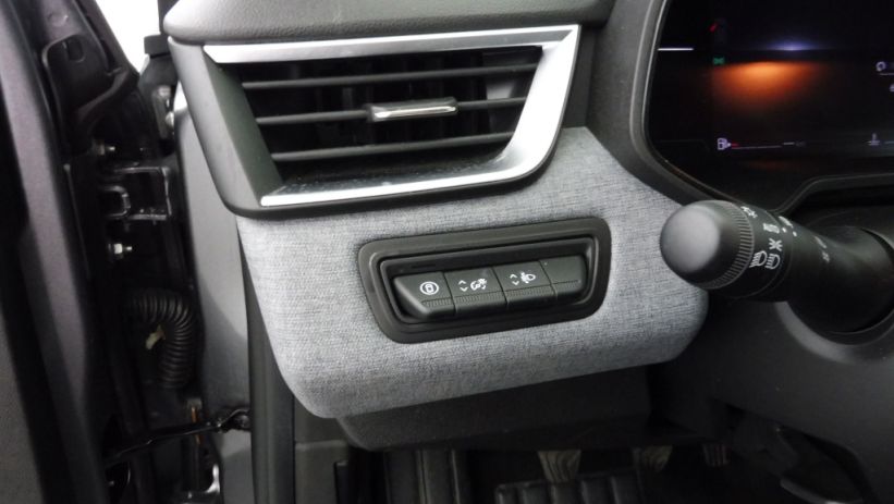 Aperçu du véhicule : 1.5 BLUE DCI 100CH EVOLUTION GSR2