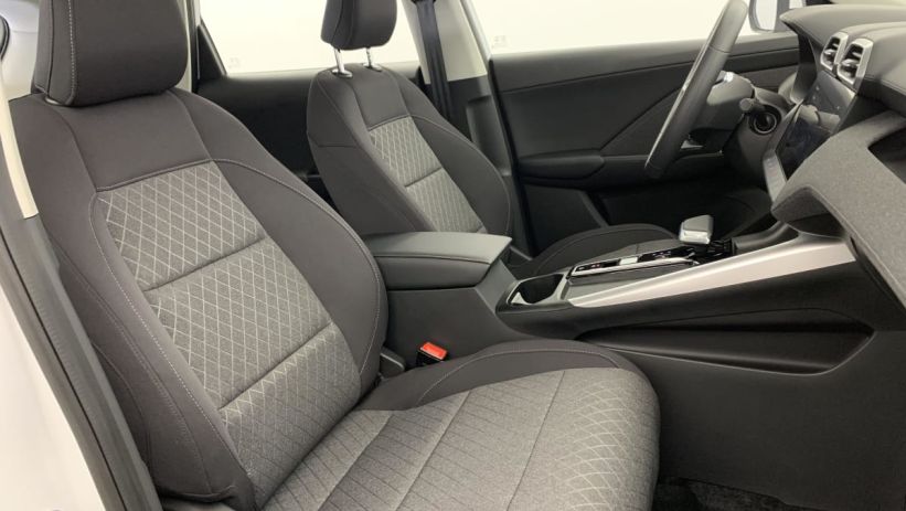 Aperçu du véhicule : 1.5 L Hybrid+ 197 ch Standard