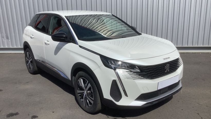 Aperçu du véhicule : 3008 Hybrid 145 e-DCS6 Allure Pack