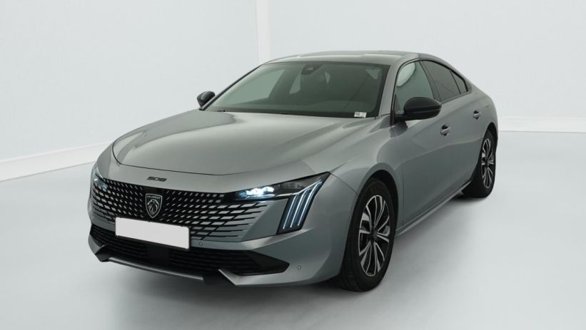Aperçu du véhicule : Hybrid 225 e-EAT8 Allure