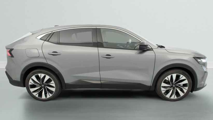 Aperçu du véhicule : E-Tech full hybrid 200ch Techno