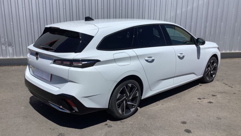 Aperçu du véhicule : 308 SW Hybrid 145 e-DCS6 Allure