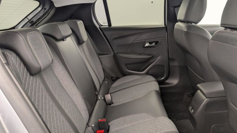 Aperçu du véhicule : Hybrid 100 e-DCS6 Allure