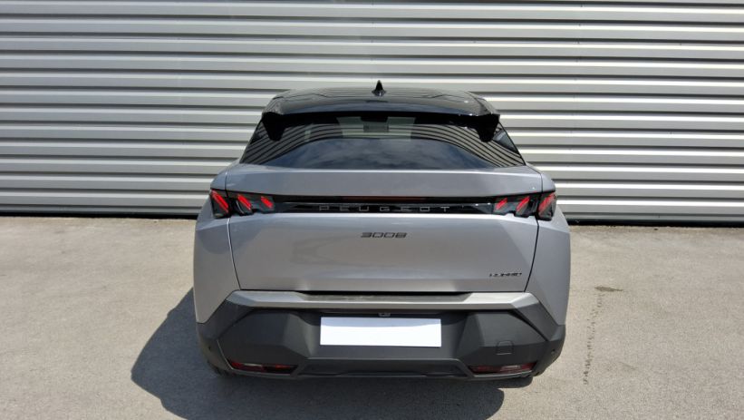 Aperçu du véhicule : 3008 Hybrid 145 e-DCS6 GT Exclusive