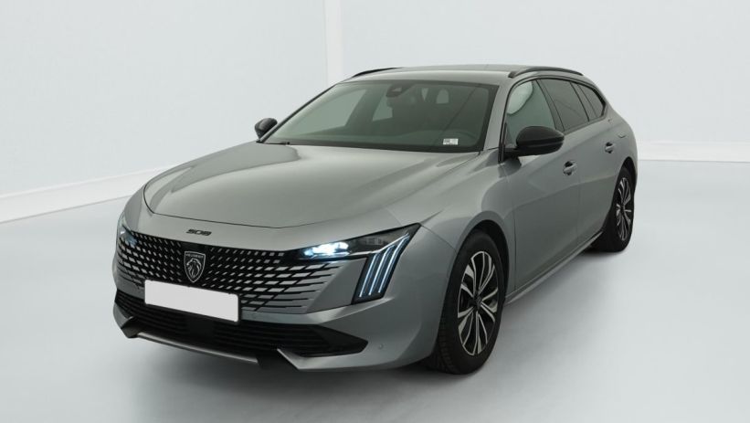 Aperçu du véhicule : Hybrid 225 e-EAT8 Allure