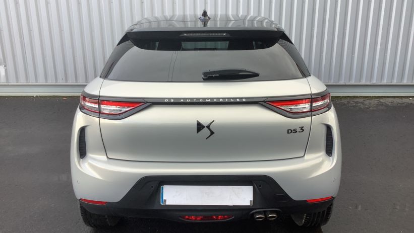 Aperçu du véhicule : DS 3 PureTech 130 EAT8 Performance Line