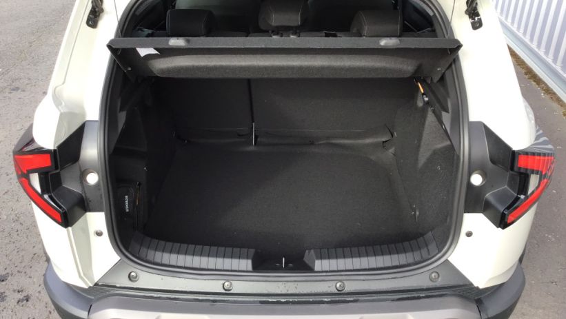 Aperçu du véhicule : DUSTER Hybrid 140 4x2 Expression