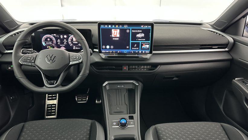 Aperçu du véhicule : 1.5 eTSI EVO2 Hybrid 150ch R-Line DSG7