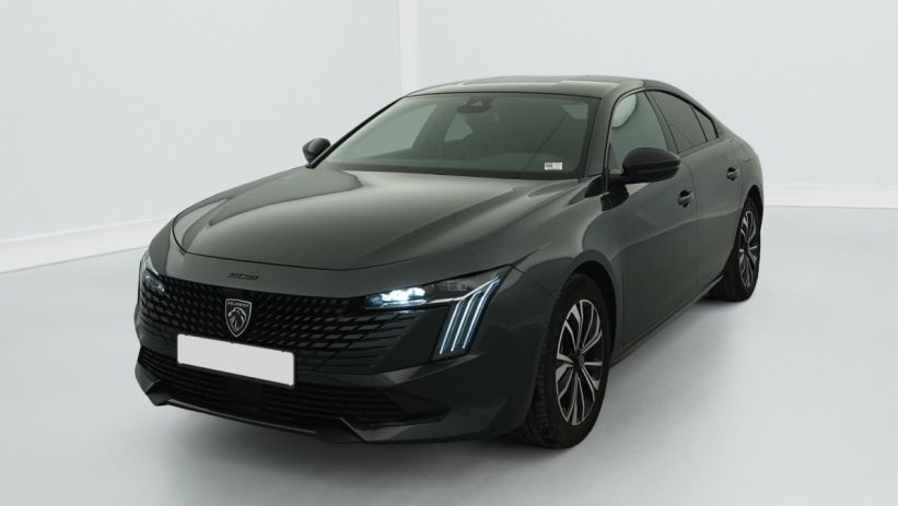 Aperçu du véhicule : Hybrid 225 e-EAT8 Allure