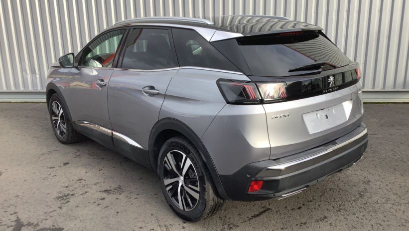 Aperçu du véhicule : 3008 Hybrid 136 e-DCS6 GT