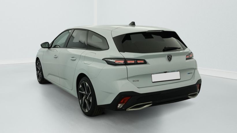 Aperçu du véhicule : PHEV 180 e-EAT8 Allure