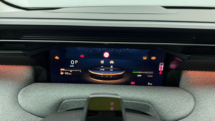 Aperçu du véhicule : Nouveau Hybrid 145 e-DCS6 Max Blanc Okénite avec 2600€ d'équipements inclus