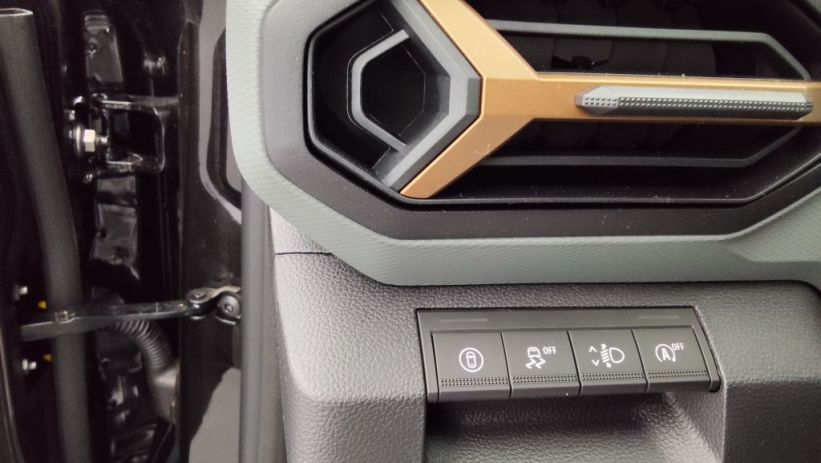 Aperçu du véhicule : 1.2 TCE MILD HYBRID 130CH EXTREME 4X4