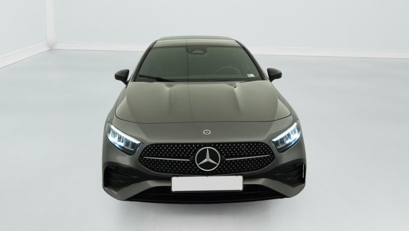 Aperçu du véhicule : 200 7G-DCT AMG LINE