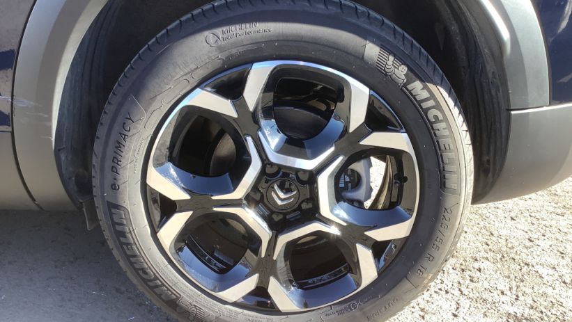 Aperçu du véhicule : C5 AIRCROSS Hybride 145 e-DCS6 Max