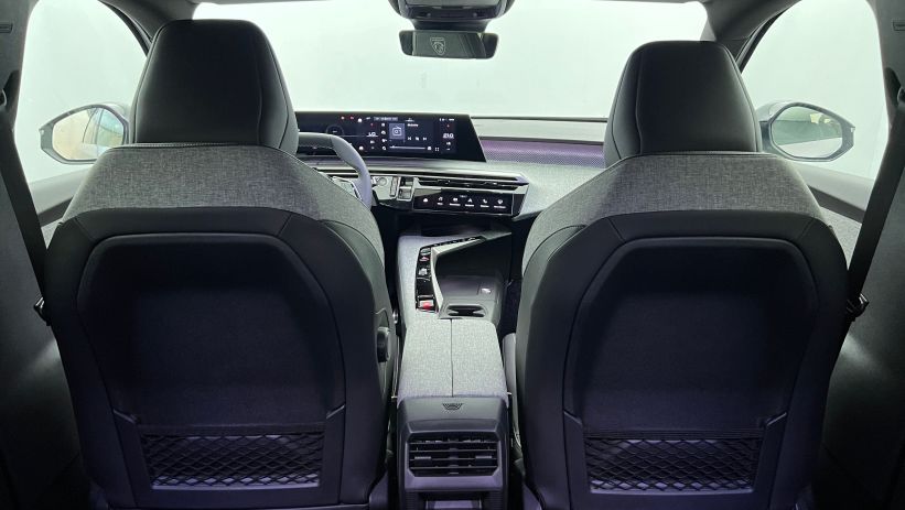 Aperçu du véhicule : Hybrid 145 e-DCS6 GT Gris Artense avec 5700€ d'équipements inclus