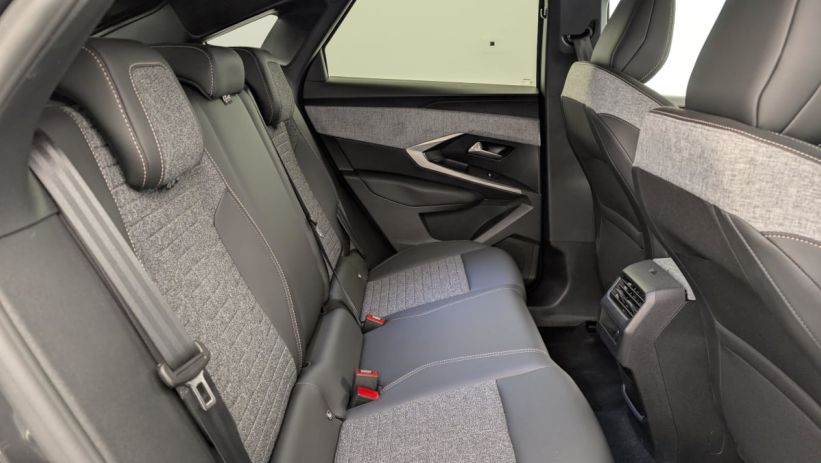 Aperçu du véhicule : Hybrid 145 e-DCS6 Allure