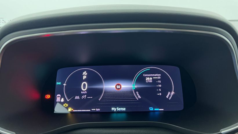 Aperçu du véhicule : E-Tech full hybrid 145 Techno Bleu Nocturne avec 800€ d'équipements inclus